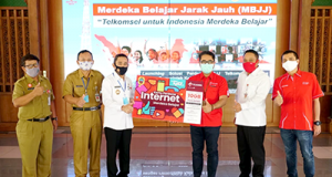berita pati Telkomsel “Merdeka Belajar Jarak Jauh