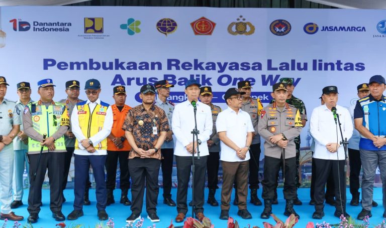 Hadapi Lonjakan Arus Balik, Pemerintah Terapkan One Way Nasional Kalikangkung–Cikatama
