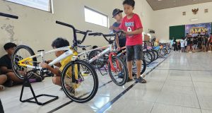 Kontes Sepeda BMX di Pati Diserbu Puluhan Pelajar