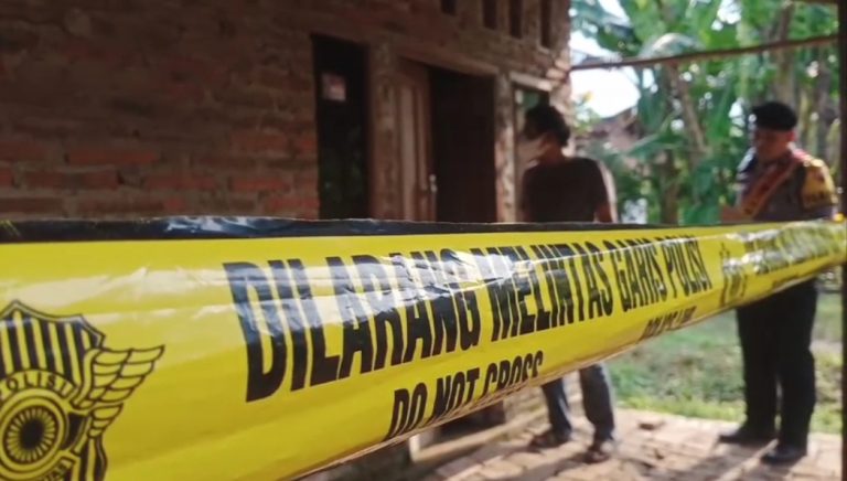 Dua Hari Tak Terlihat, Pria di Ngepungrojo Ditemukan Meninggal Membusuk di Rumah