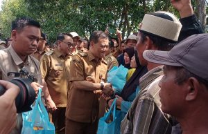 Tinjau Rob Tunggulsari Tayu, Gubernur Jateng Siapkan Dana Rp400 Juta