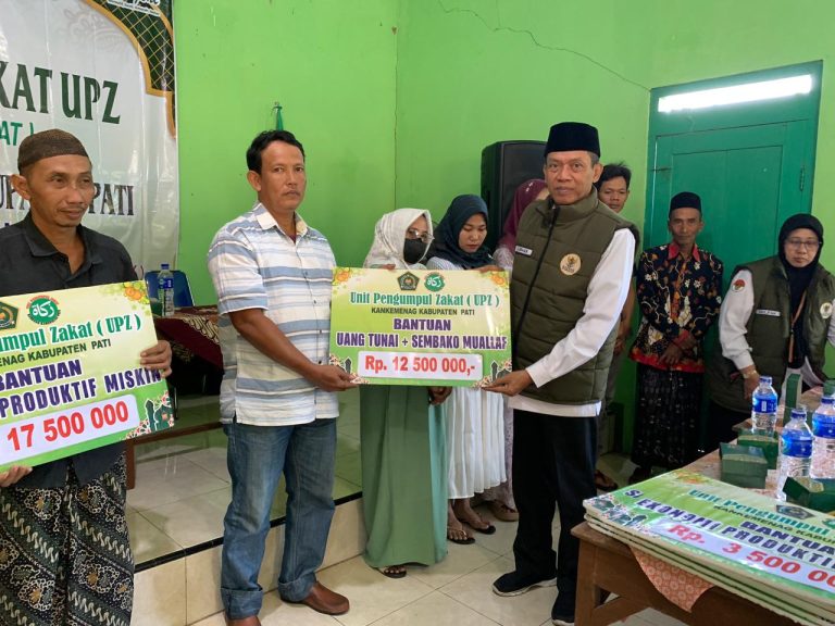 Kemenag Pati Salurkan Zakat Rp782 Juta untuk Bedah Rumah hingga Modal Usaha
