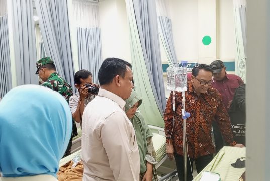 Wakil BGN Bersama Plt Bupati Pati Jenguk Korban Dugaan Keracunan MBG, 59 Pasien Masih Dirawat