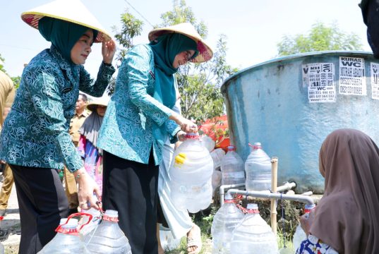 PKK Sigab Salurkan Bantuan Air Bersih di Desa Triguno Pati